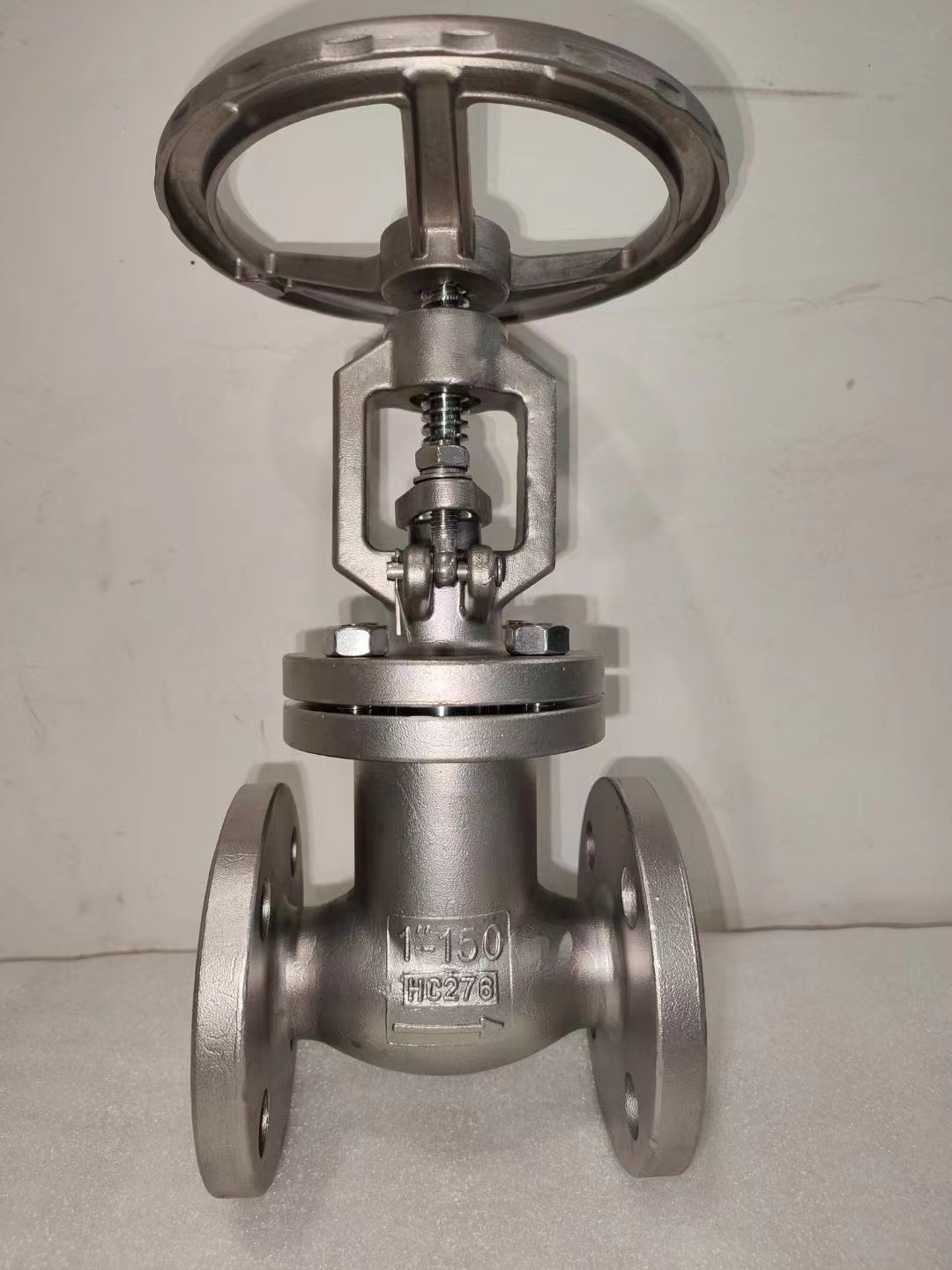 HC276 globe valves